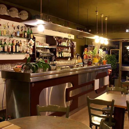 Hotel Restaurant Les Charmilles